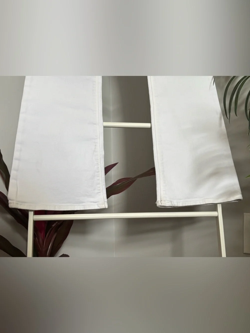 Hudson Nico Bootcut Jeans - Picture 6 of 16